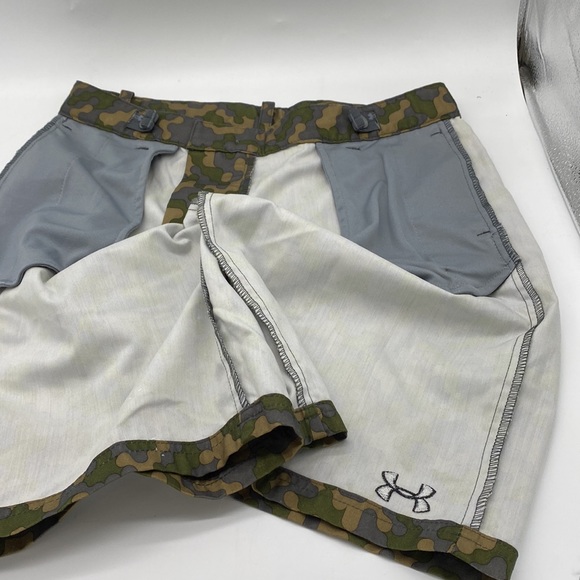 Youth large camo board shorts like new. Under Armor. Pockets. - Picture 8 of 10